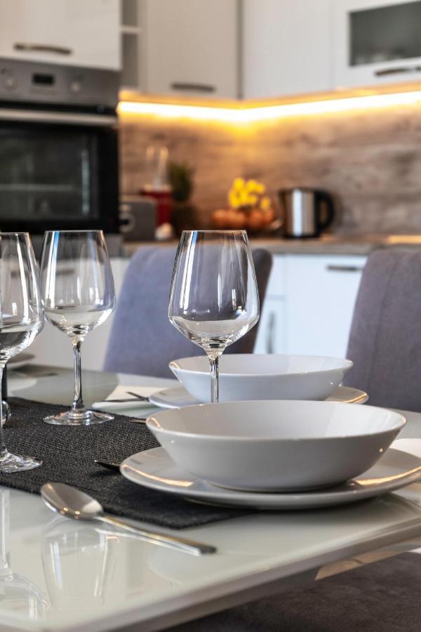 Apartments Ines ซัฟทัท ภายนอก รูปภาพ